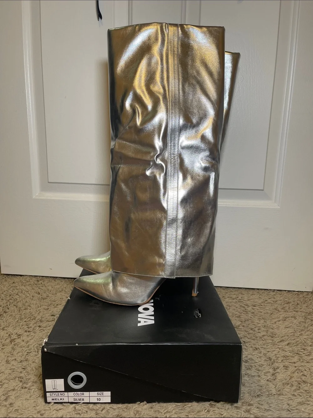 Women's Silver Metallic Knee-High Pointed-Toe Boots